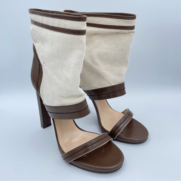 Bally Leather & Canvas Heels 10 1/2 Brown/Natural - Picture 4 of 16
